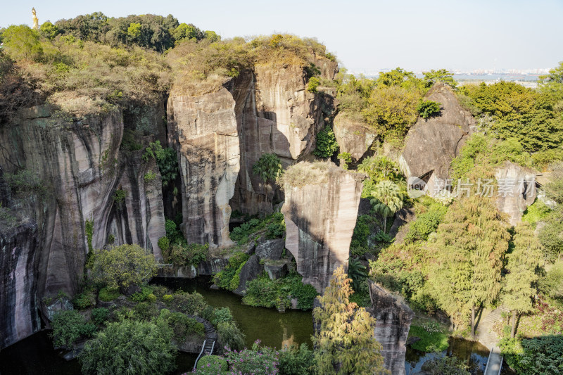 广州番禺莲花山旅游风景区古采石场景观