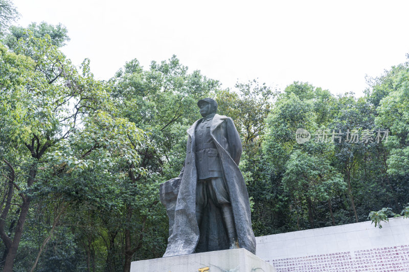 武汉江夏区熊廷弼公园项英广场风景