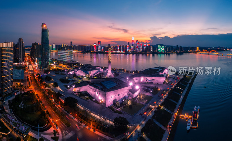 航拍长沙北辰三角州滨江文化园洲头广场夜景