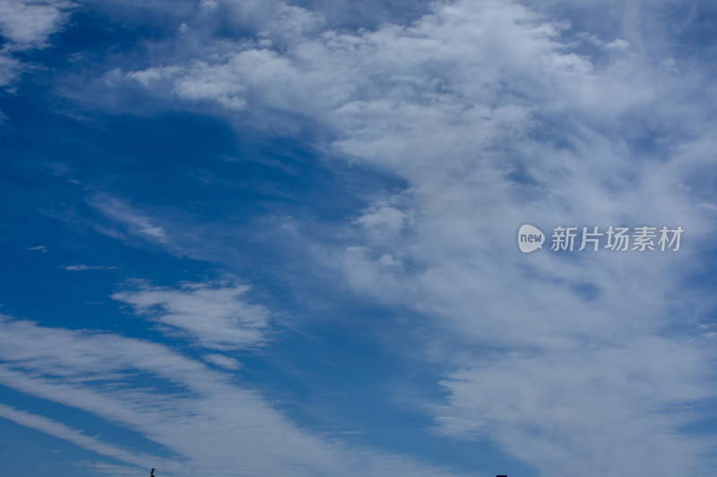 天空白天白云写实图片素材