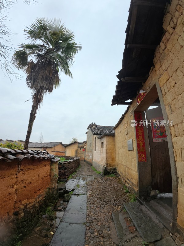 雨中竹桥古村