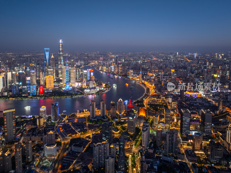 航拍上海现代都市摩天大楼陆家嘴外滩夜景