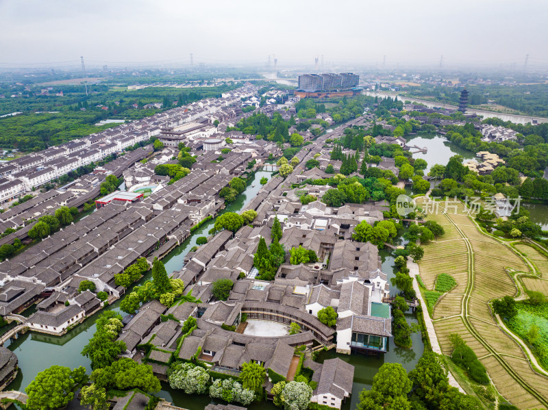 航拍江南水乡古镇乌镇全景