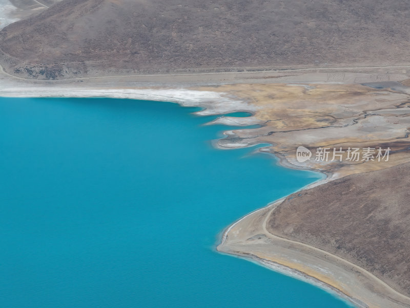 西藏山南羊卓雍措圣湖神湖蓝色高空航拍