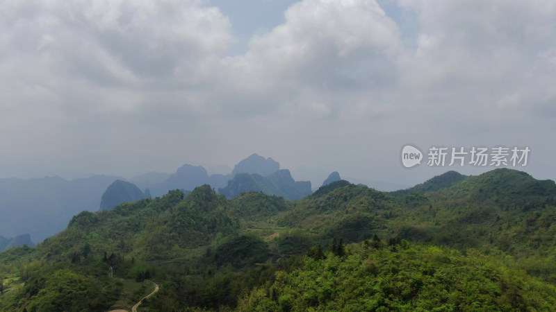 航拍石峰高山森林