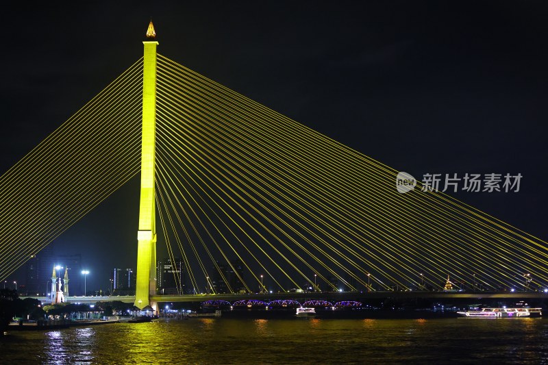 夜间悬索桥灯光夜景