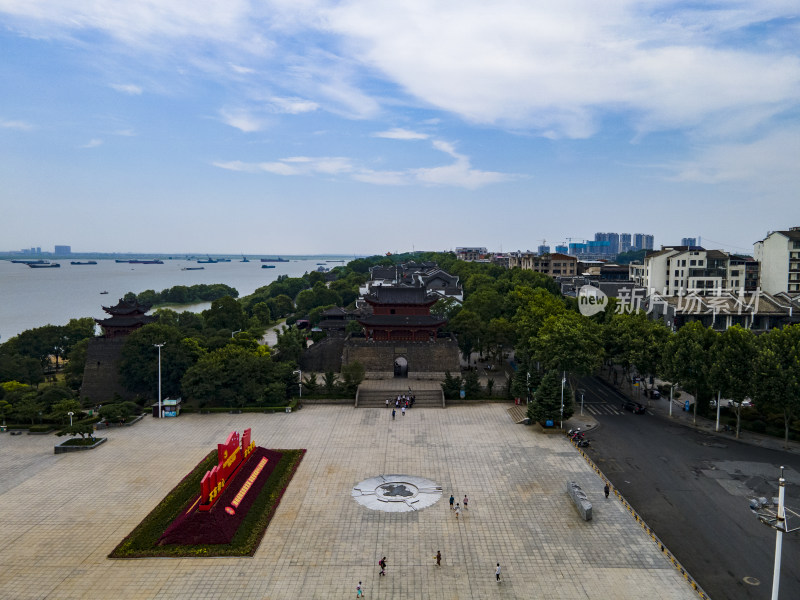 湖南岳阳巴陵广场航拍