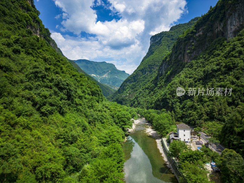 大自然山谷山清水秀航拍摄影图