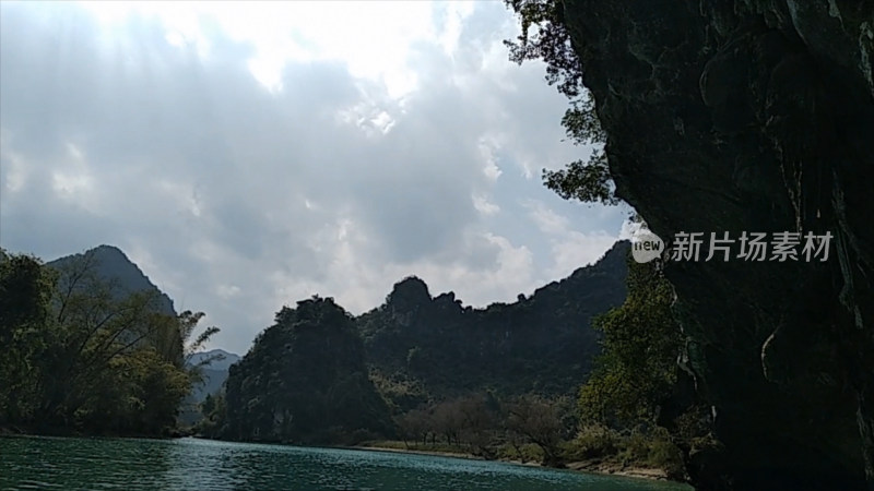 桂林山脉蓝天自然风景