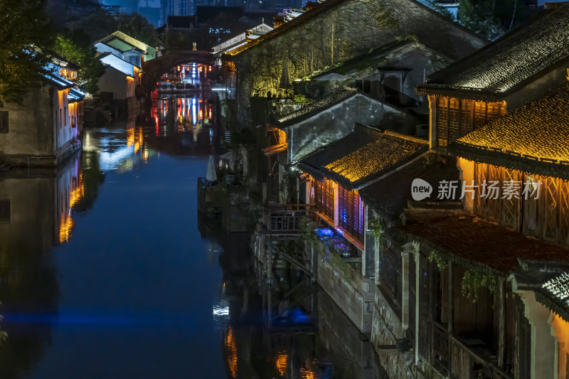 浙江湖州南浔古镇水乡百间楼夜景