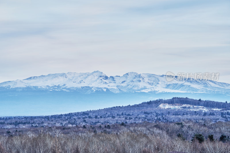 白雪覆盖的长白山