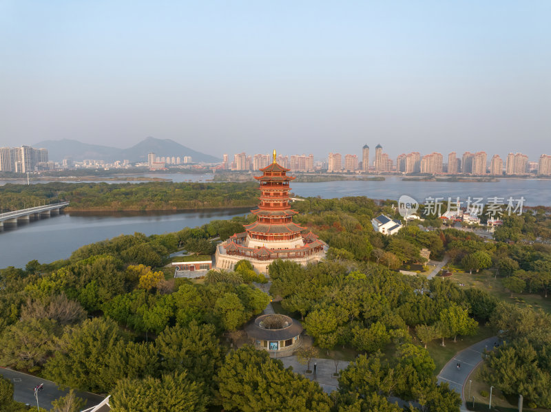 福建厦门集美水月广场杏林阁日落夜景航拍