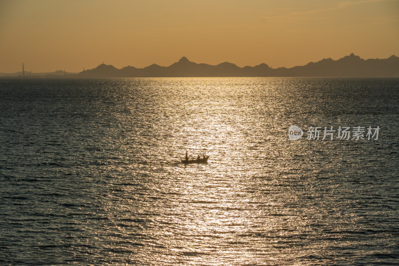 山东青岛黄岛区灵山岛风景区黄昏时刻