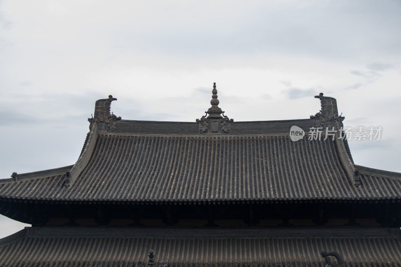 山西大同华严寺屋顶装饰