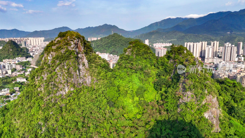 广东云浮蟠龙洞景区航拍图