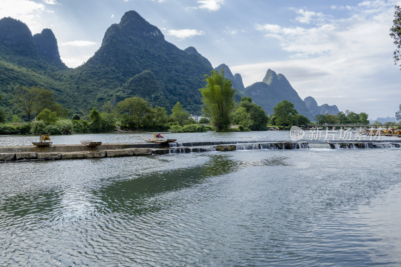 阳朔遇龙河风光