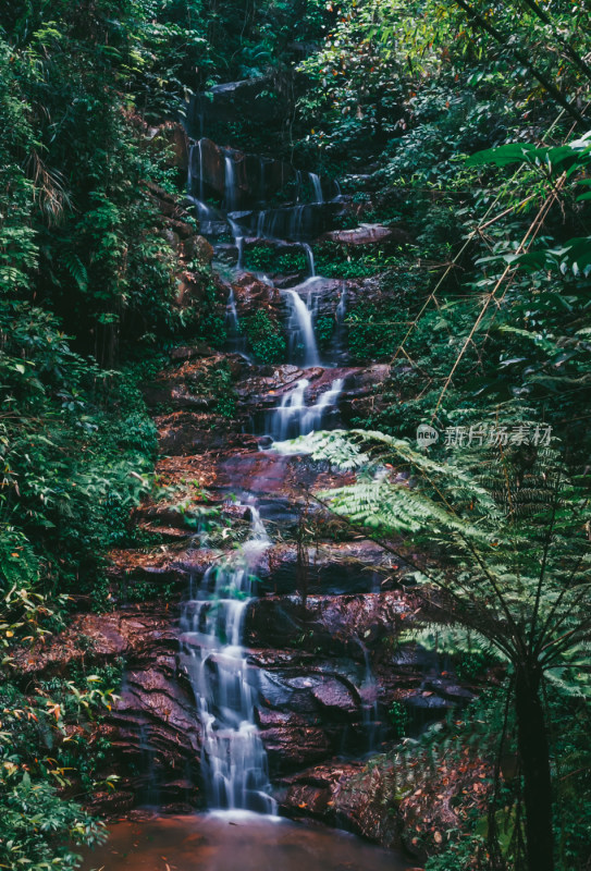 贵州赤水瀑布丹霞美景