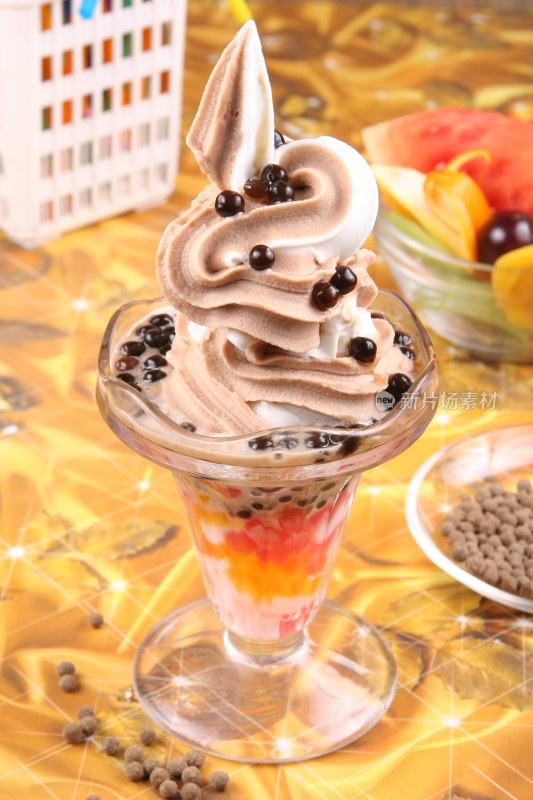 水果粒珍珠巧克力冰淇淋