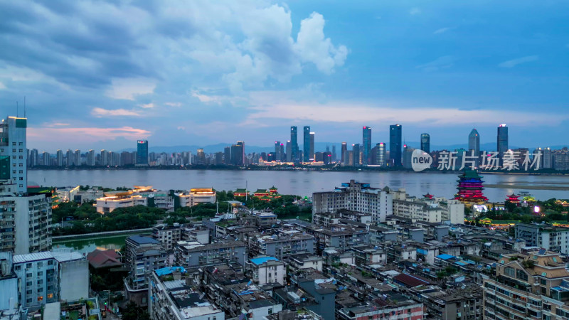 航拍江西南昌城市风光南昌大景