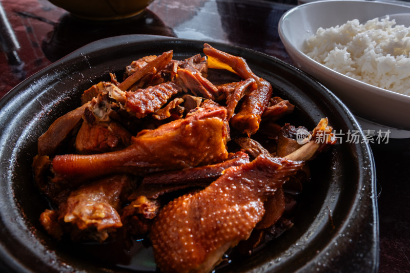 泉州特色美食姜母鸭