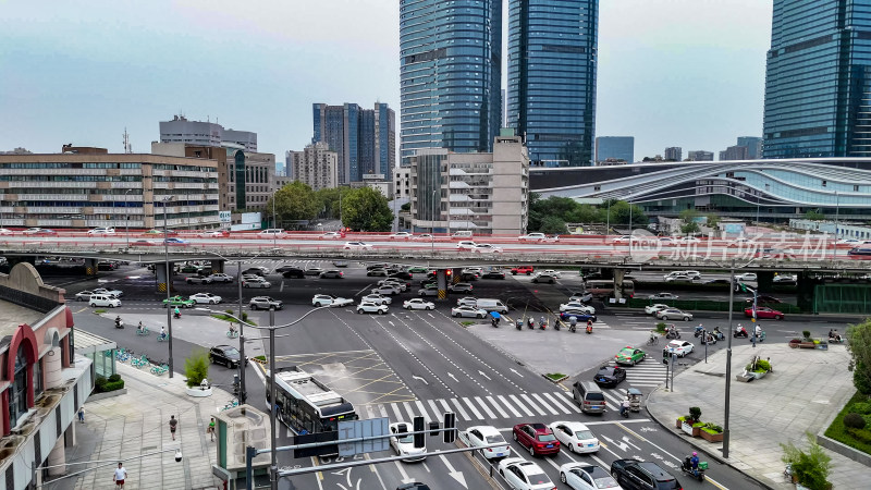 四川成都城市风光交通航拍图