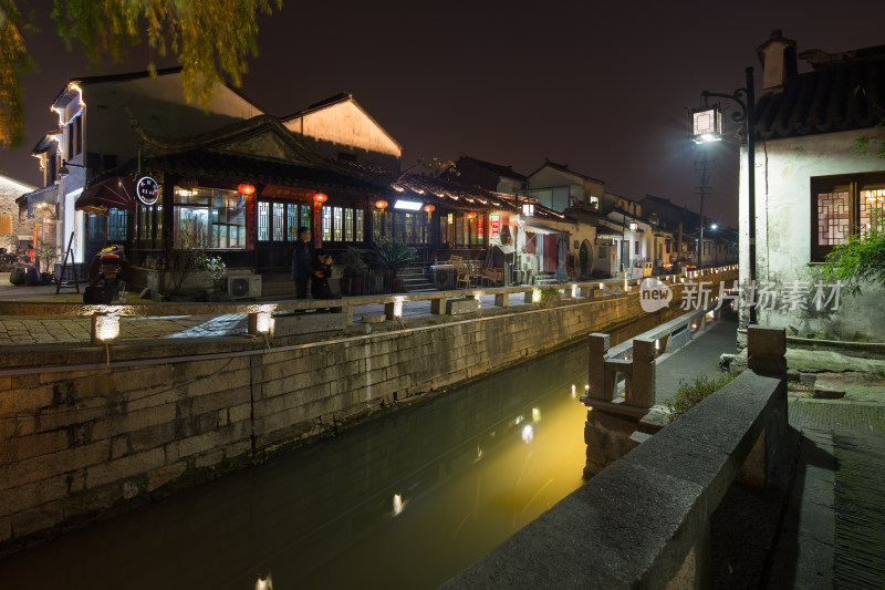 苏州平江路夜景