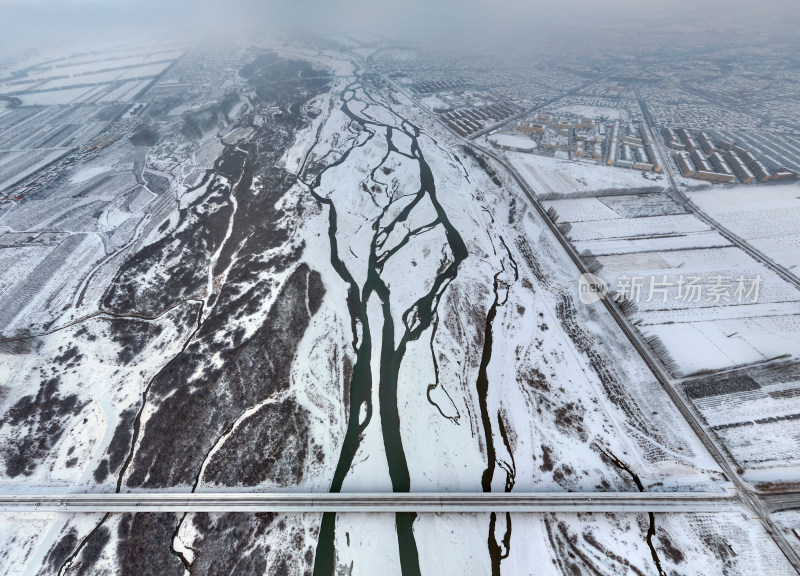 冬季公园雪景鸟瞰