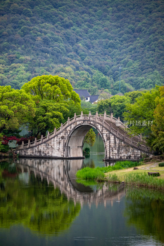 杭州湘湖风景区自然山水倒影景观