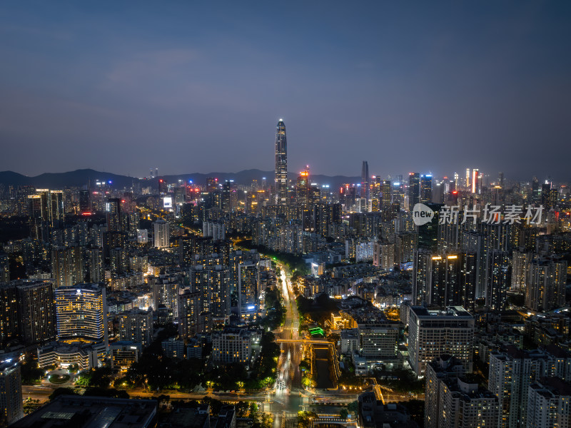 深圳福田CBD大湾区平安大厦夜景蓝调航拍