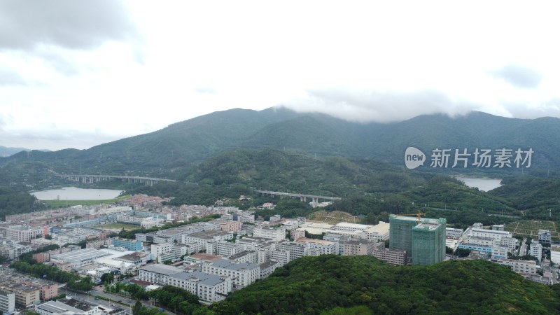 航拍广东省东莞市清溪镇城市风光