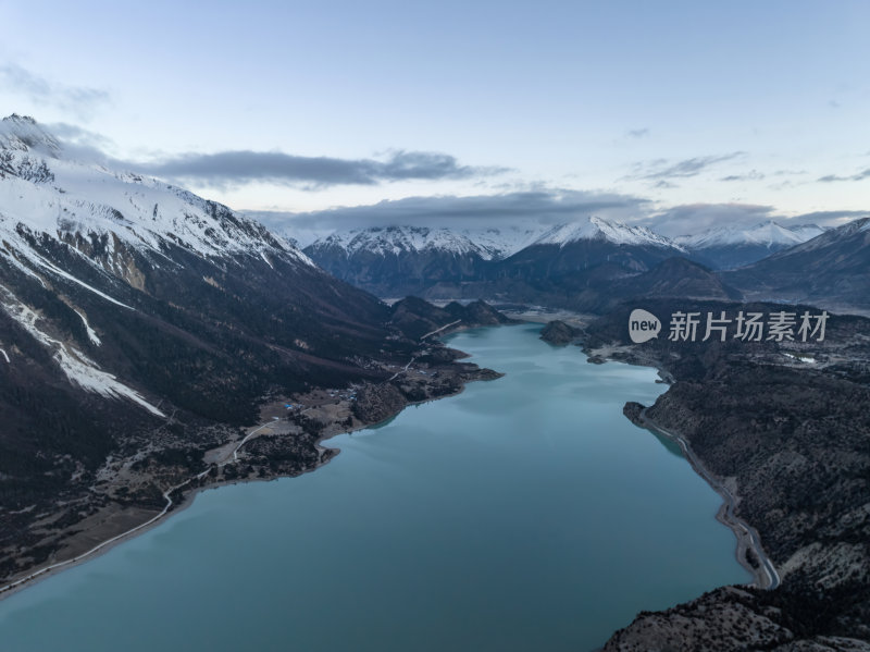 西藏昌都然乌湖来古雪山冰湖高空航拍