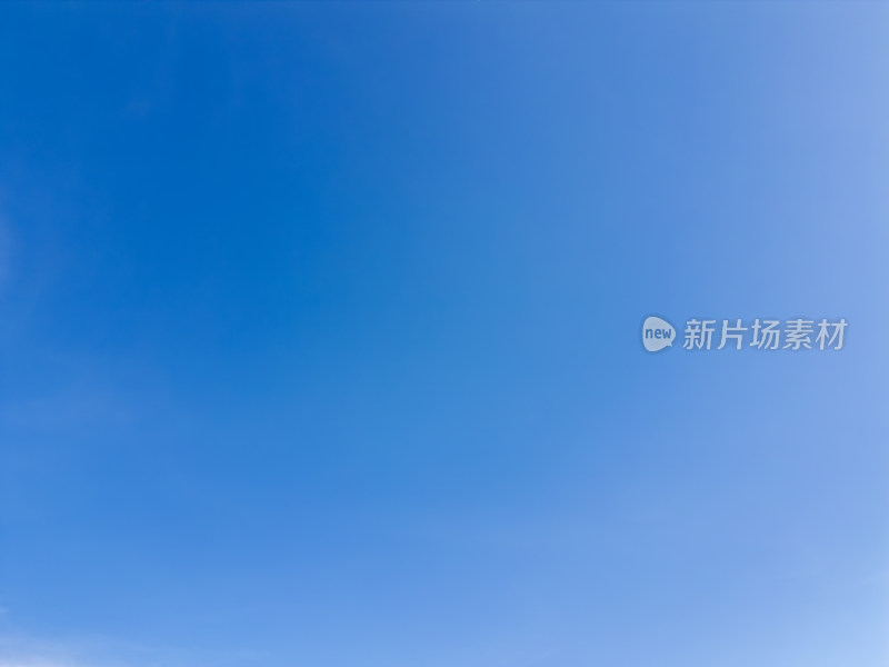 无人机高空航拍的天空