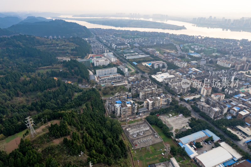 四川遂宁城市晚霞大景航拍摄影图