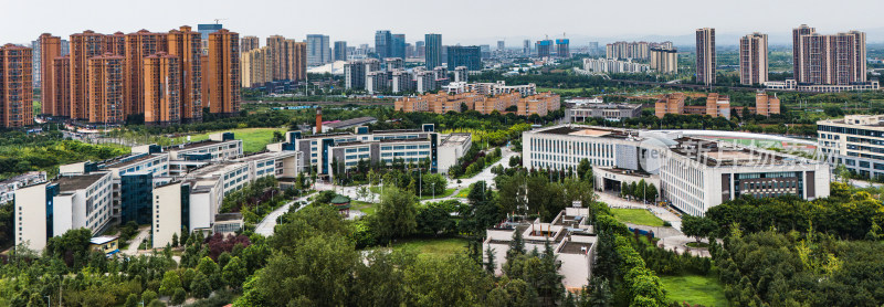 城市建筑群与绿化景观俯瞰