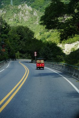 山间道路特写