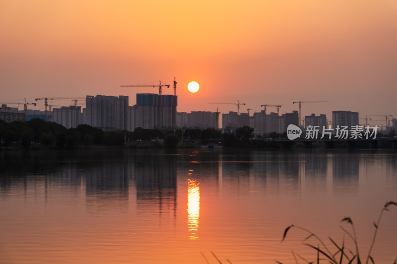 武汉东西湖区径河落日