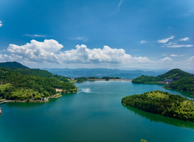 天台山金庭湖