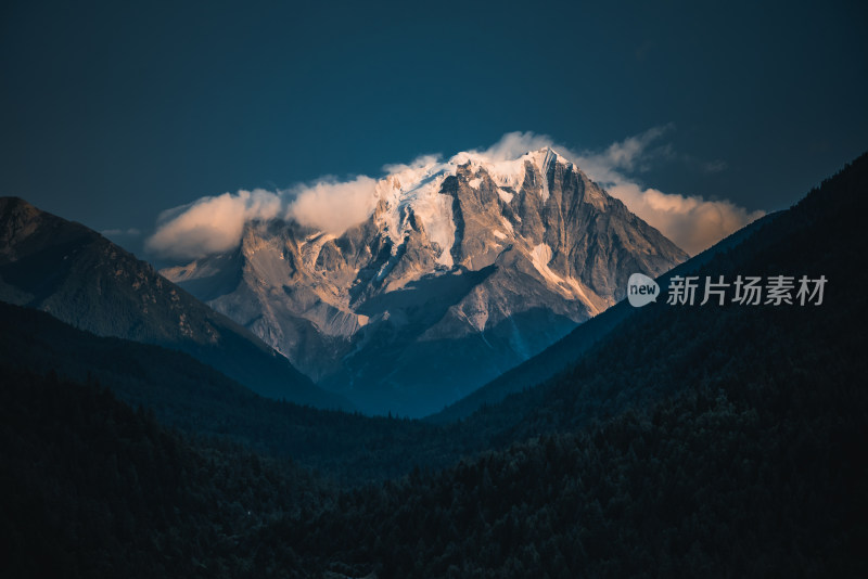 四川甘孜藏族自治州 雅拉雪山