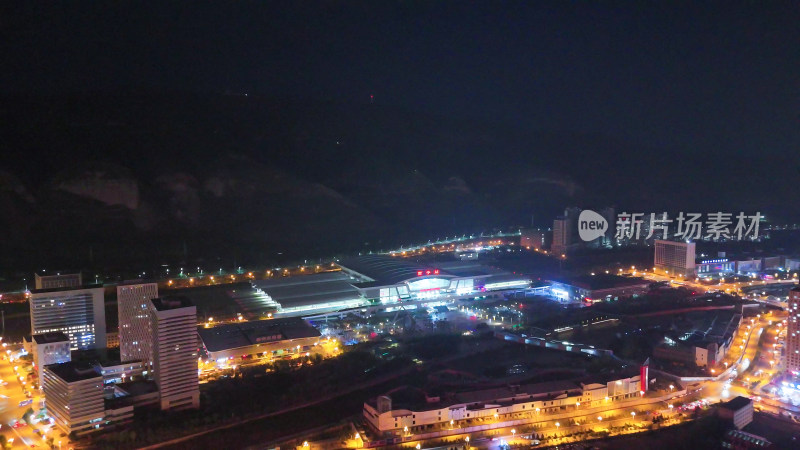 青海西宁站夜景航拍