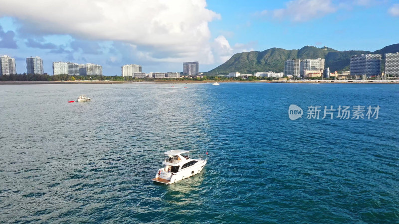 海南三亚海上游艇航拍