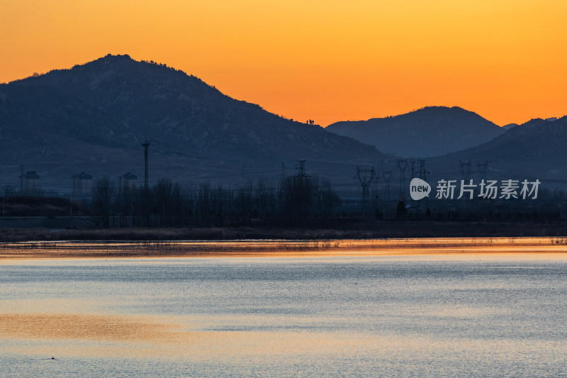 山东济宁邹城孟子湖黄昏日落景观