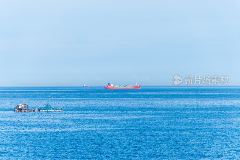 东山岛晴朗天气下的广阔海面