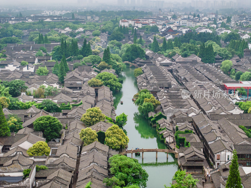 航拍江南水乡古镇乌镇全景