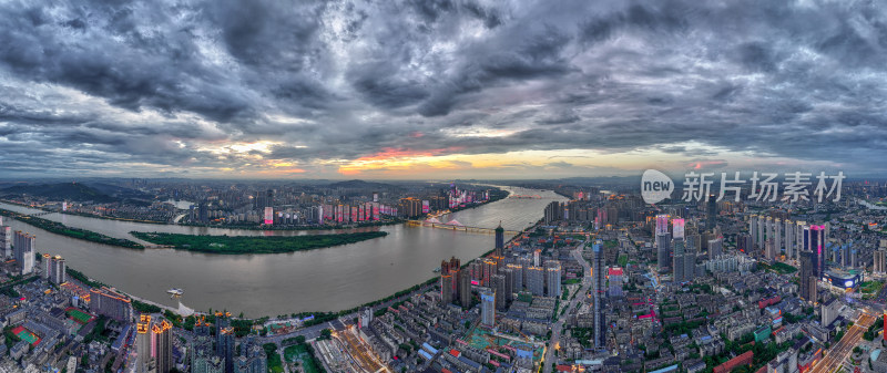 长沙城市夜景下的道路与高楼全景航拍