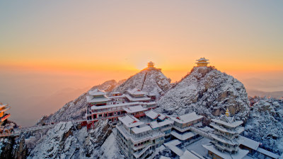 河南洛阳老君山雪景