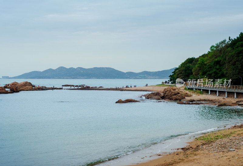 青岛一处不知名的海滩