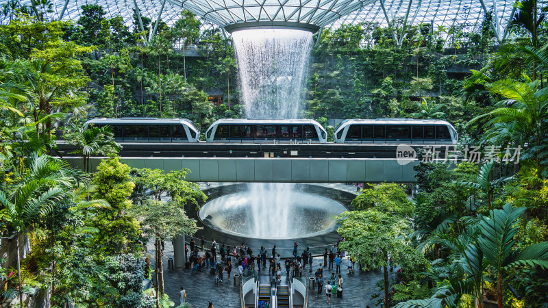 新加坡 樟宜机场 星耀樟宜 小火车 景观