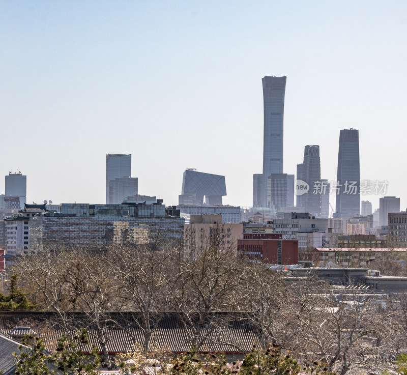 北京景山公园看中国尊国贸城市建筑