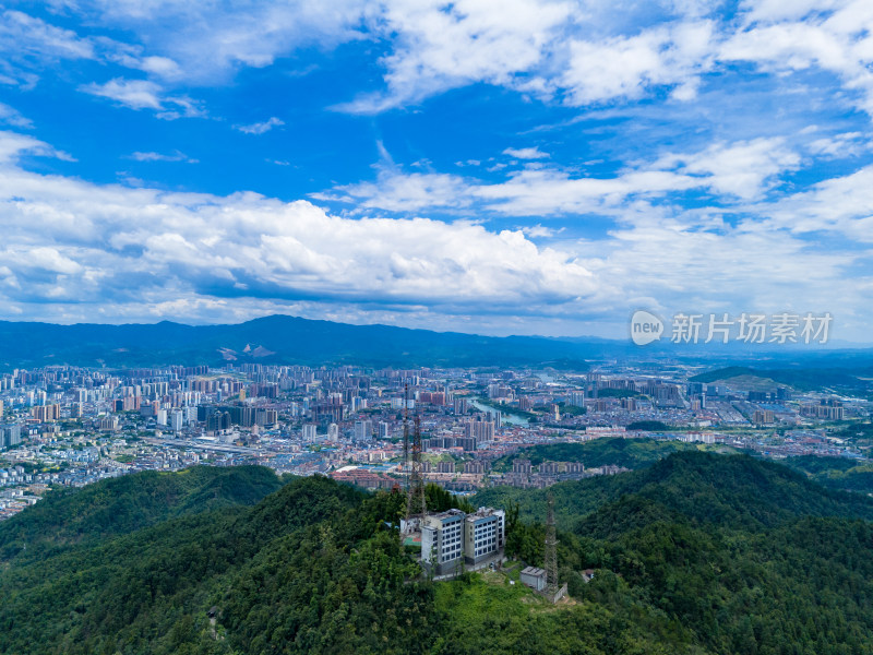 湖南怀化中坡山看城市全景航拍图