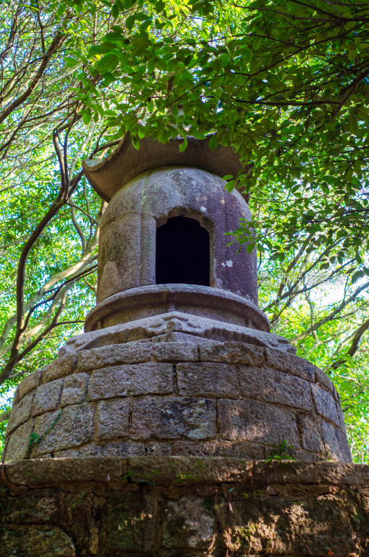 福建省泉州清源山的佛塔